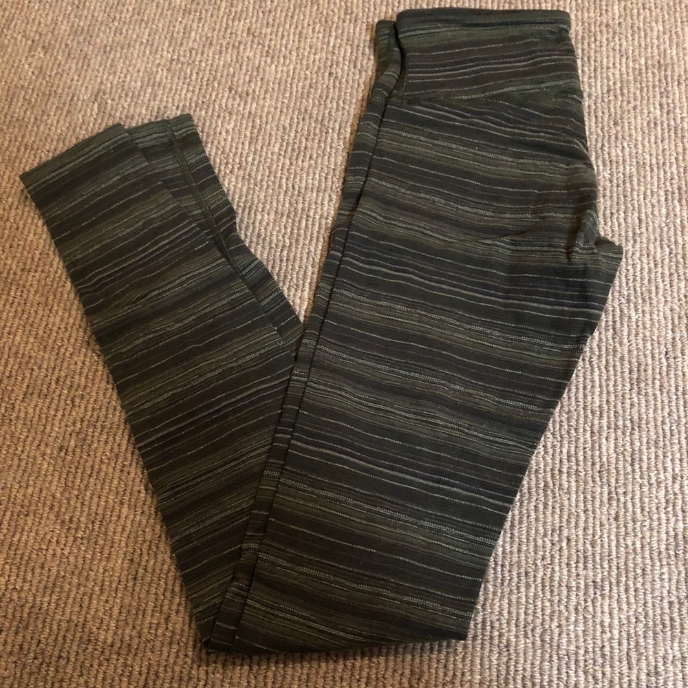 Lulu Lemon Size 4 Leggings